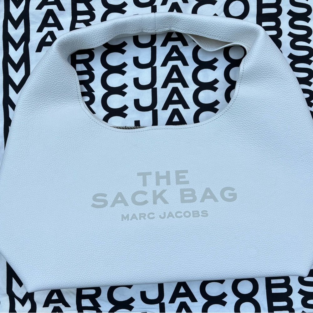 Marc Jacobs THE SACK BAG| Barely Used, Medium, White | Accepting best offer!